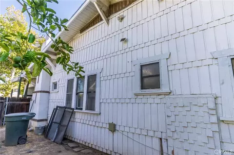 Exterior - 902 W 20th St, Merced, CA 95340 photo 12 of 14