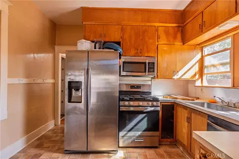 Kitchen - 902 W 20th St, Merced, CA 95340 photo 1 of 3