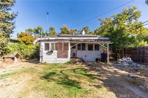 Exterior - 902 W 20th St, Merced, CA 95340 photo 9 of 14