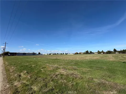 2051 Wardrobe, Merced, CA 95341