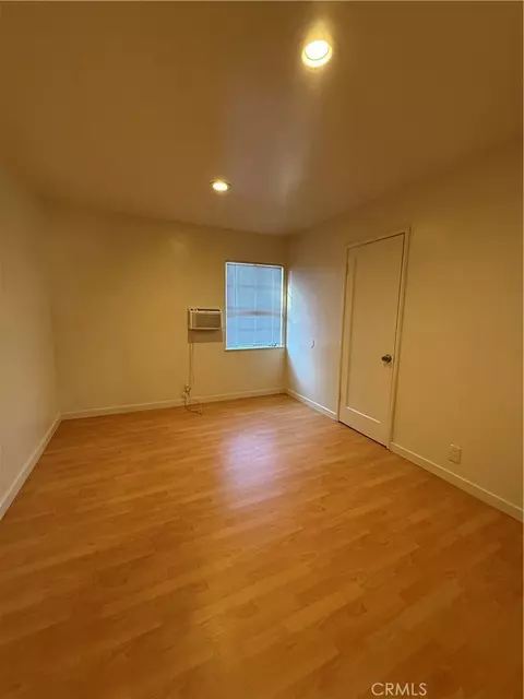 981 Barney, Merced, CA 95340 photo 5