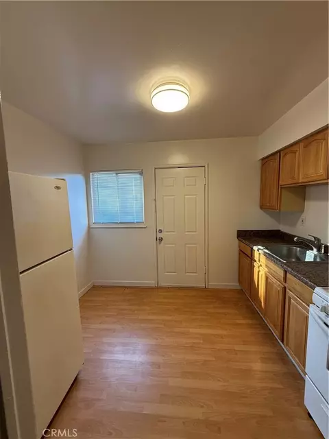 981 Barney, Merced, CA 95340 photo 7