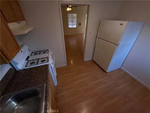 981 Barney, Merced, CA 95340 photo 6