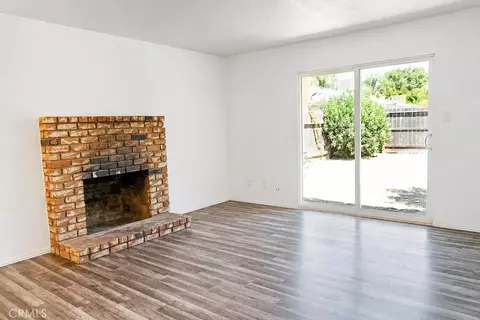 Living - 1375 Loughborough, Merced, CA 95348 photo 6 of 9