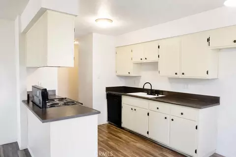 Kitchen - 1375 Loughborough, Merced, CA 95348 photo 3 of 4
