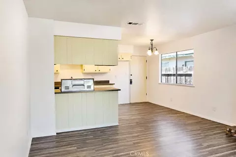 Living - 1375 Loughborough, Merced, CA 95348 photo 4 of 9