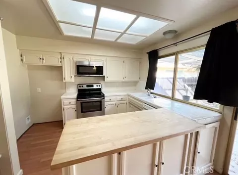 Kitchen - 3056 Bedford, Merced, CA 95340 photo 1 of 2