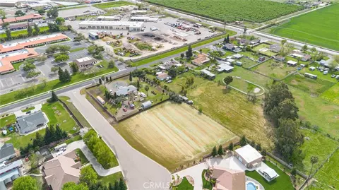 965 N Bryant Ct, Merced, CA 95341