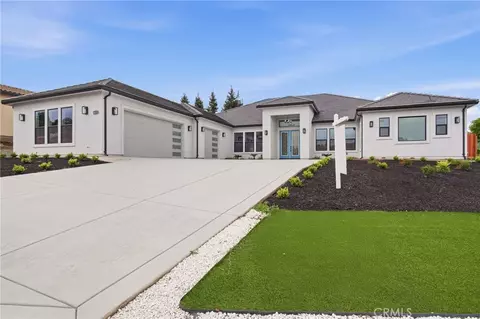 10221 Savannah Ct, Oakdale, CA 95361