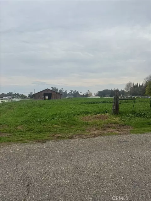 1 Gurr Rd, Atwater, CA 95301