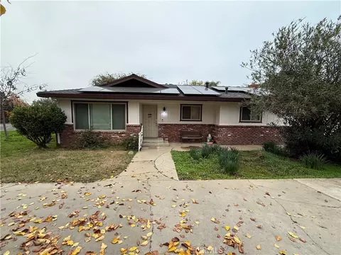 425 Bear Crk, Merced, CA 95340