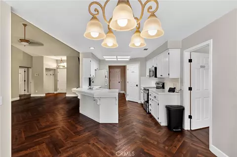 Entry Way - 724 Robin Dr, Merced, CA 95340 photo 2 of 3