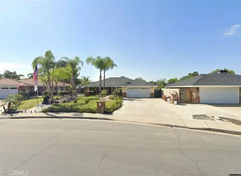 6005 Meadow Gln, Bakersfield, CA 93306