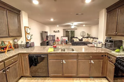 Kitchen - 739 Marcus Ct, Merced, CA 95341 photo 3 of 4