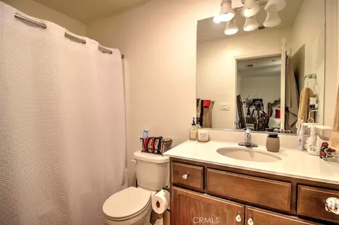 Bath - 739 Marcus Ct, Merced, CA 95341 photo 3 of 4
