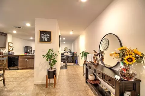 Entry Way - 739 Marcus Ct, Merced, CA 95341 photo 6 of 11