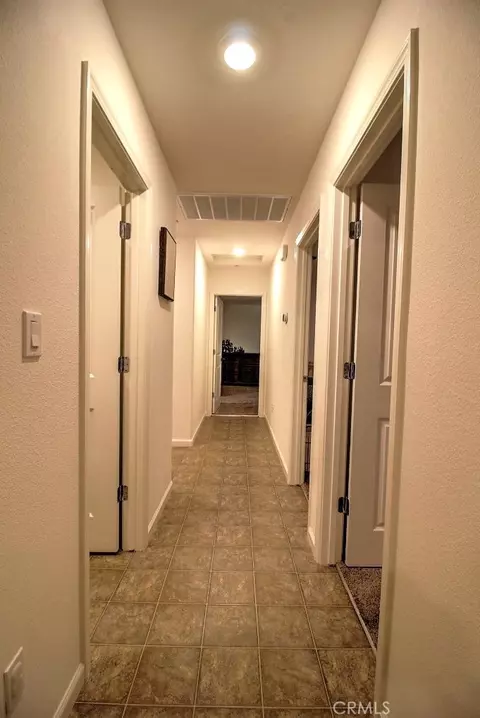 Entry Way - 739 Marcus Ct, Merced, CA 95341 photo 8 of 11