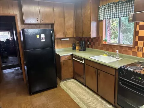 Kitchen - 2273 Rawhide, Arnold, CA 95223 photo 1 of 5