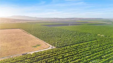 0 I5shields, Firebaugh, CA 93622 photo 9