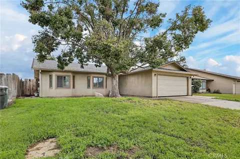 1435 Hammatt, Livingston, CA 95334