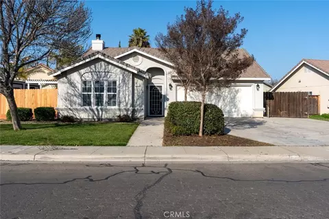1828 College Grns, Los Banos, CA 93635