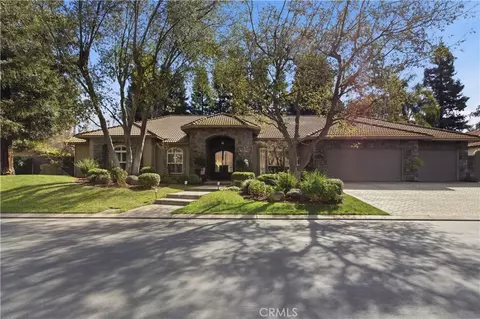 2144 King Arthur Ct, Merced, CA 95340