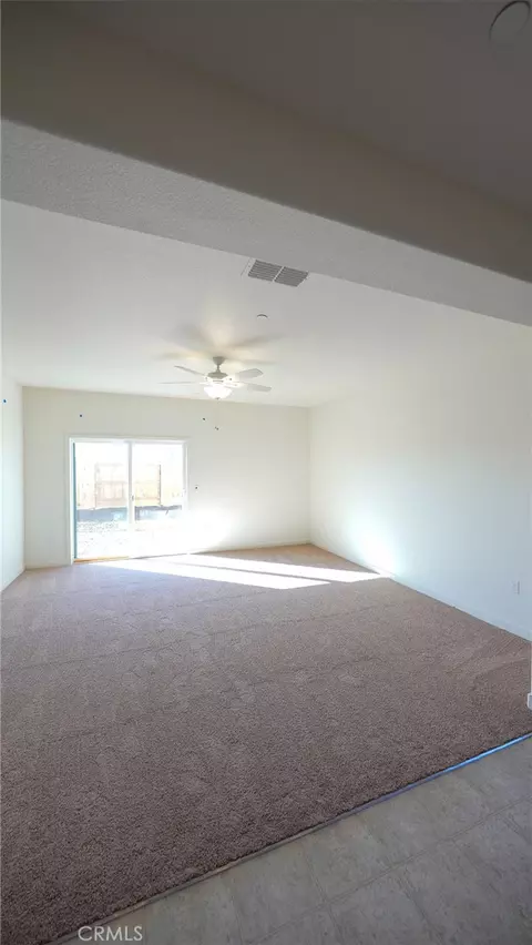 Living - 134 Squaw Valley Dr, Merced, CA 95341 photo 4 of 4