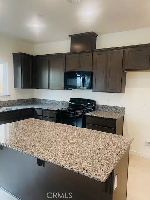 Kitchen - 134 Squaw Valley Dr, Merced, CA 95341 photo 1 of 1