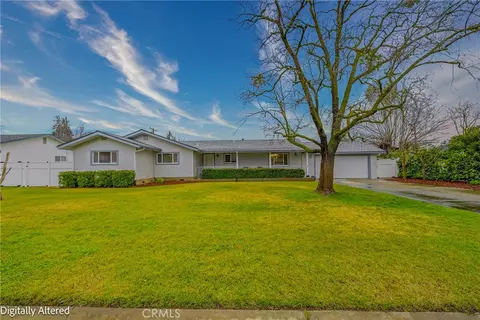 3279 Laura Ave, Merced, CA 95340