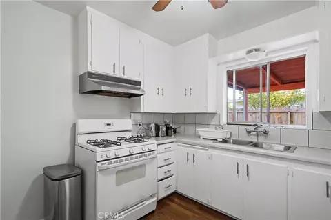 Kitchen - 890 Barney, Merced, CA 95340 photo 1 of 2