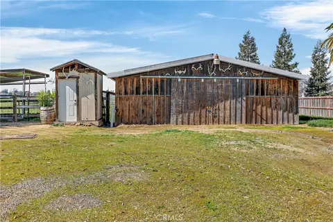 Exterior - 3969 Hatch Rd, Merced, CA 95340 photo 19 of 21