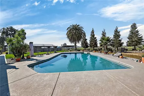 Exterior - 3969 Hatch Rd, Merced, CA 95340 photo 7 of 21