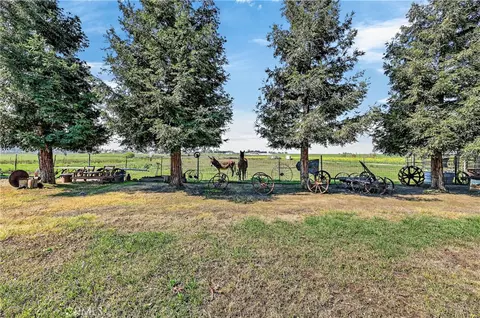 Exterior - 3969 Hatch Rd, Merced, CA 95340 photo 13 of 21
