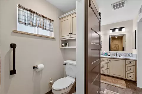 Bath - 3969 Hatch Rd, Merced, CA 95340 photo 3 of 6