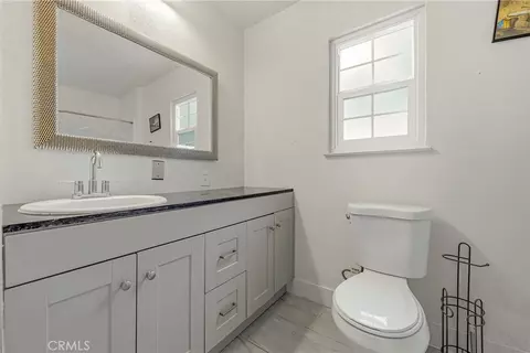 Bath - 2690 Hawthorne, Merced, CA 95340 photo 1 of 2