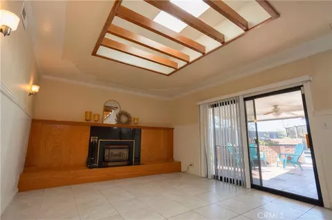 Living - 544 Seminole Dr, Merced, CA 95340 photo 4 of 5
