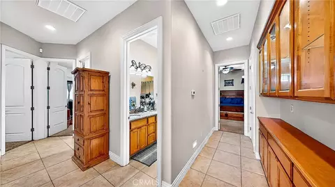Entry Way - 21160 Second Ave, Stevinson, CA 95374 photo 9 of 11
