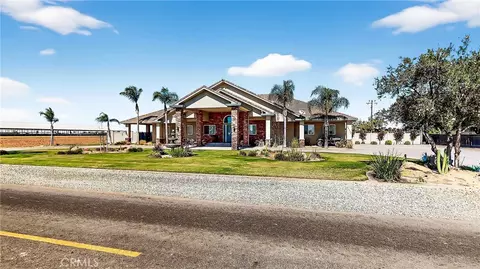 Exterior - 21160 Second Ave, Stevinson, CA 95374 photo 4 of 23