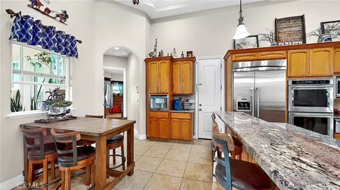 Kitchen - 21160 Second Ave, Stevinson, CA 95374 photo 3 of 7