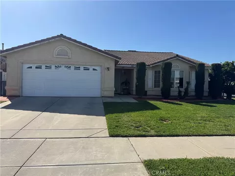 596 St Teresa Ct, Merced, CA 95341