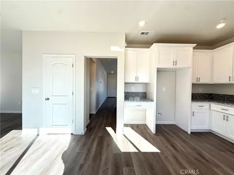 Entry Way - 44 Sedona Dr, Merced, CA 95341 photo 2 of 15