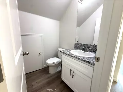 Bath - 44 Sedona Dr, Merced, CA 95341 photo 1 of 7