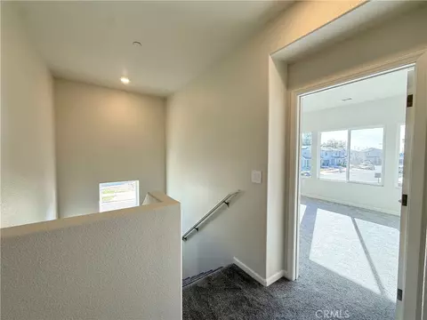 Entry Way - 44 Sedona Dr, Merced, CA 95341 photo 8 of 15