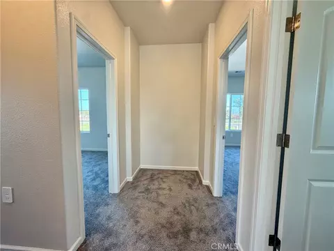 Entry Way - 44 Sedona Dr, Merced, CA 95341 photo 12 of 15