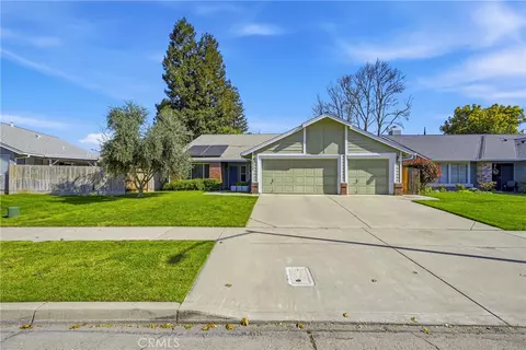 3438 Tres Logos Dr, Merced, CA 95348