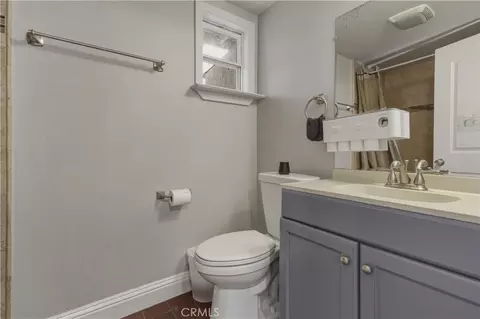 Bath - 2330 Meadowbrook, Merced, CA 95348 photo 1 of 1