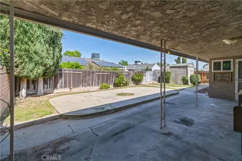 Exterior - 589 Leslie Ct, Merced, CA 95348 photo 4 of 6