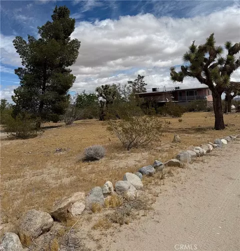 Exterior - 9511 Anza Trl, Lucerne Valley, CA 92356 photo 1 of 3