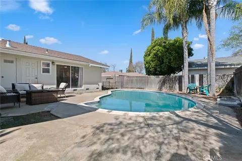 Exterior - 1975 E Alexander, Merced, CA 95340 photo 5 of 7