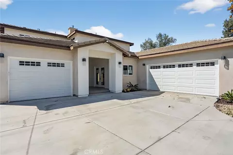 16015 Ceres Ave, Fontana, CA 92335